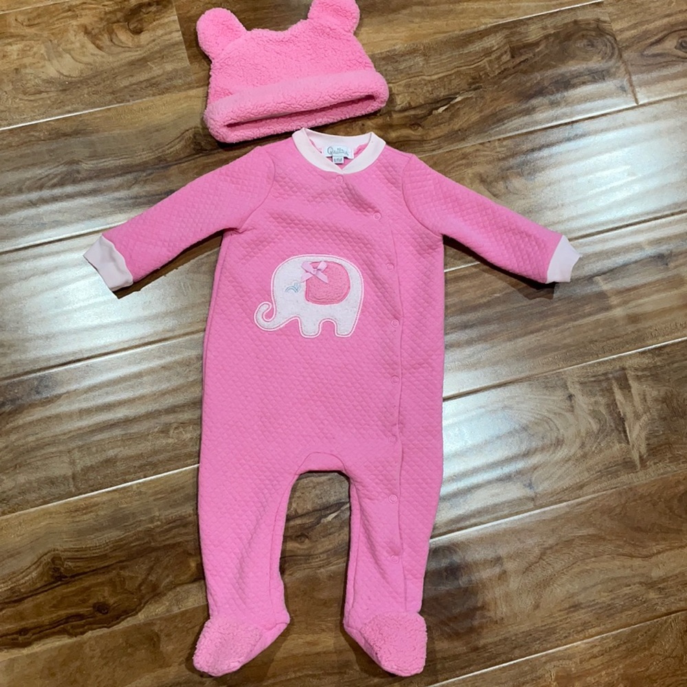 Quiltex one piece baby girl 6-9 months